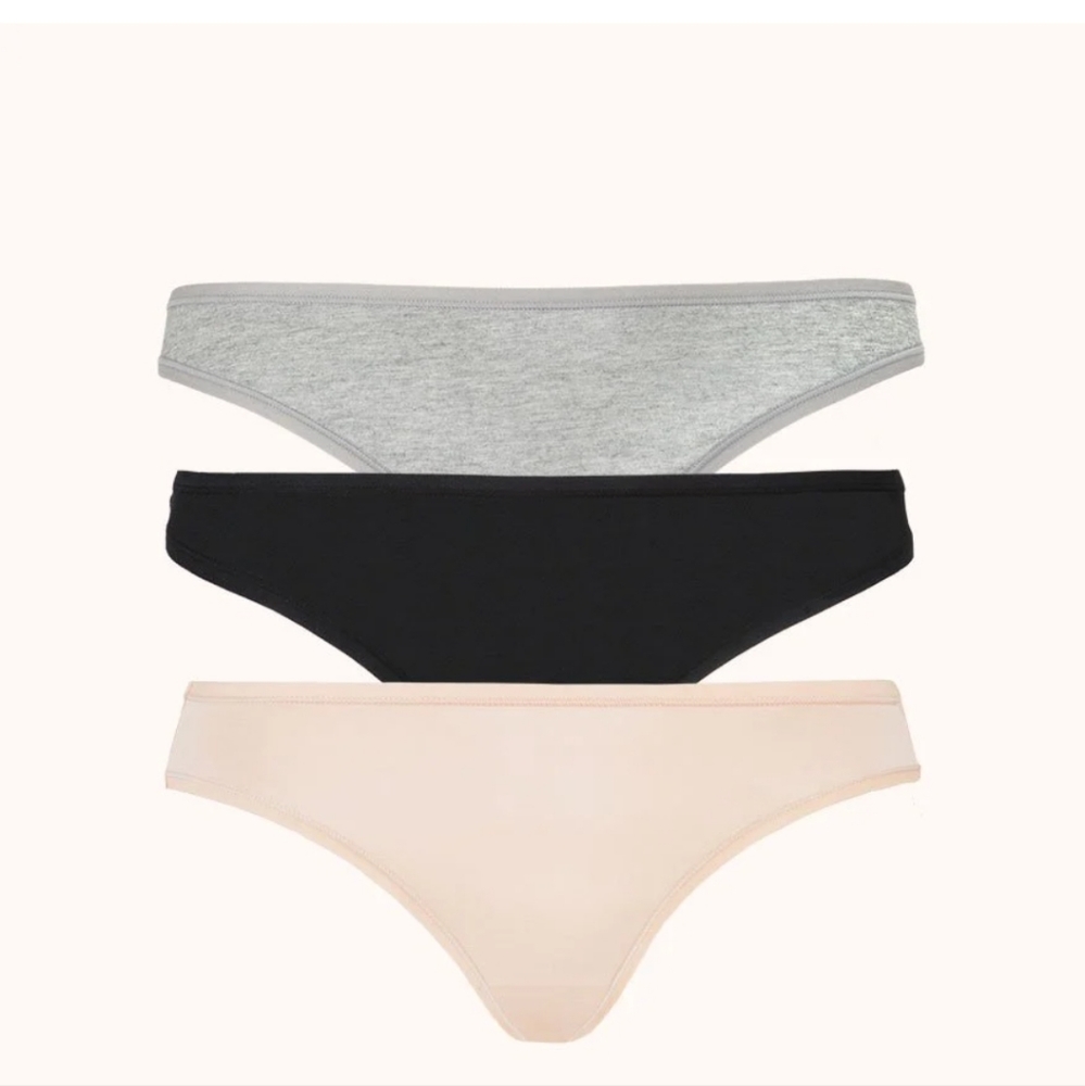 NWT Lively All Day Thongs